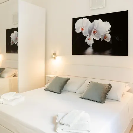 Dimora Orchidea Bianca ليتشي